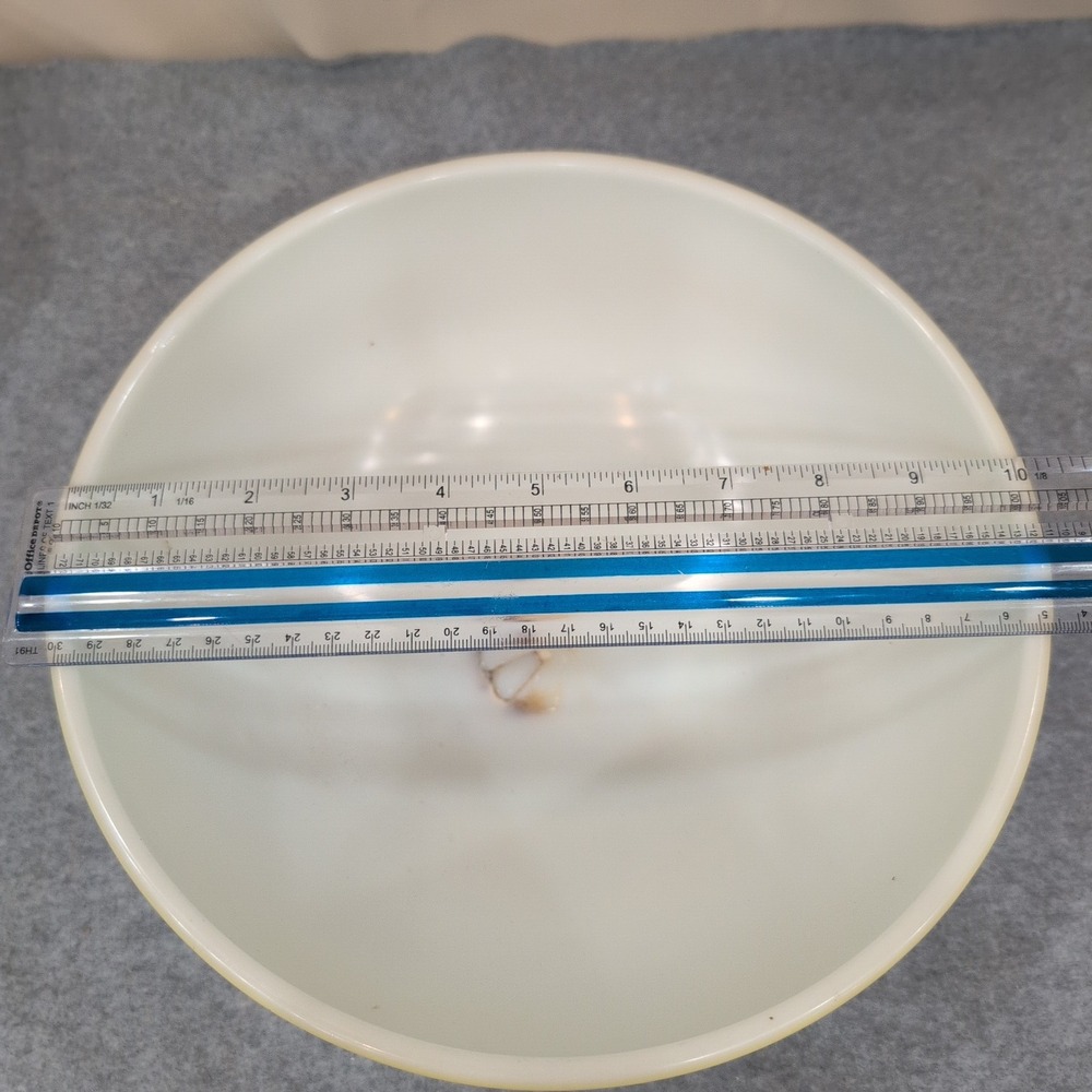 Vintage Yellow Milk Glass Mixing Bowl Mid Century Modern Retro MAJOR FLAW - Picture 6 of 7